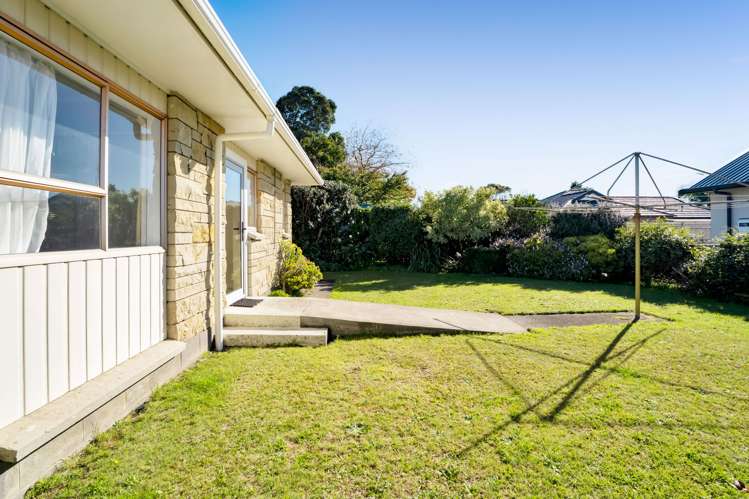 2/43 Mangorei Road Strandon_16