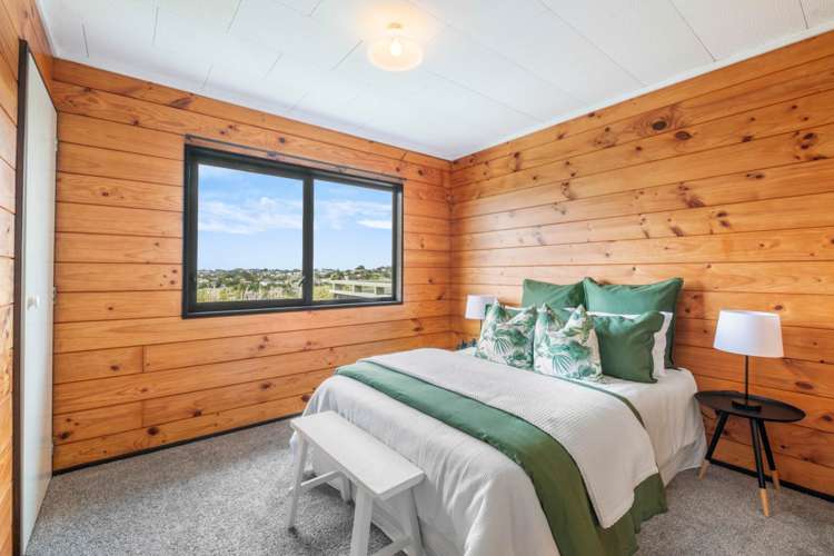 2/45 Target Road Totara Vale_11