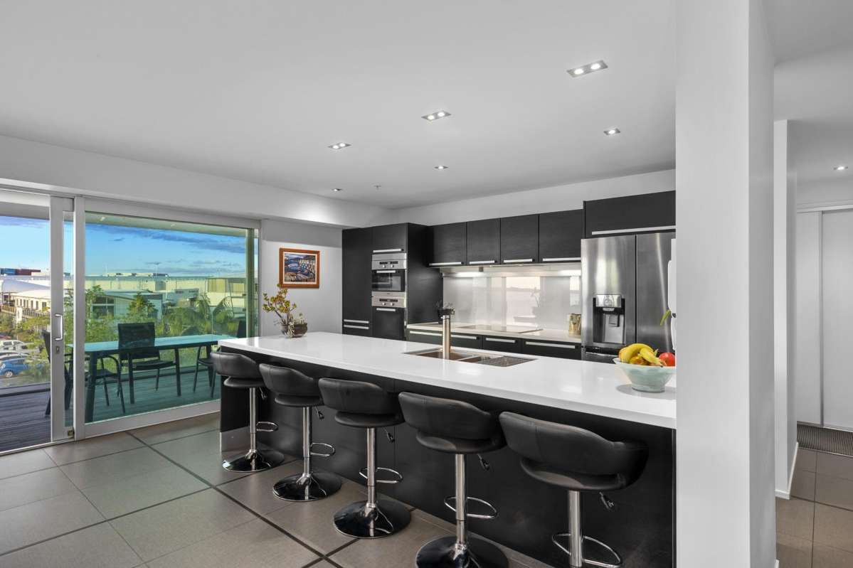 5/50B Cross Road (Apt 202 Nautilus)_1