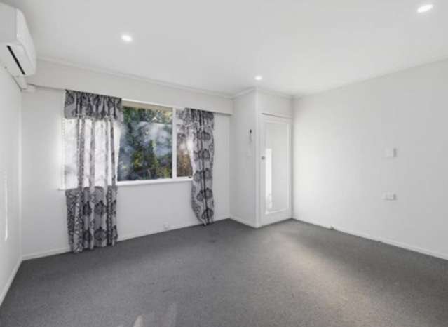 2/24A Vine Street Mangere East_4