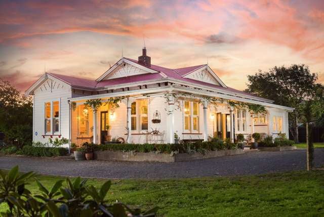 Te Whare Rakau - The house of trees