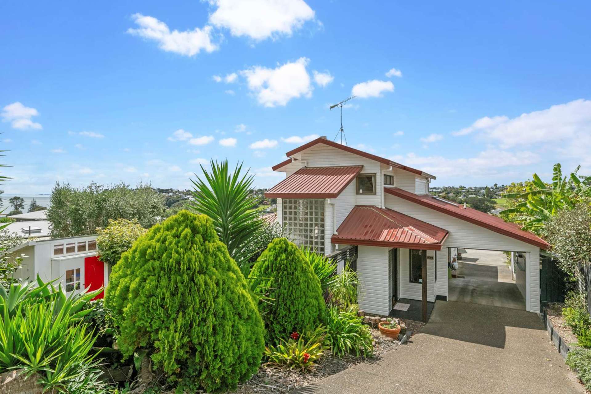 17 Kauri Road Stanmore Bay_0