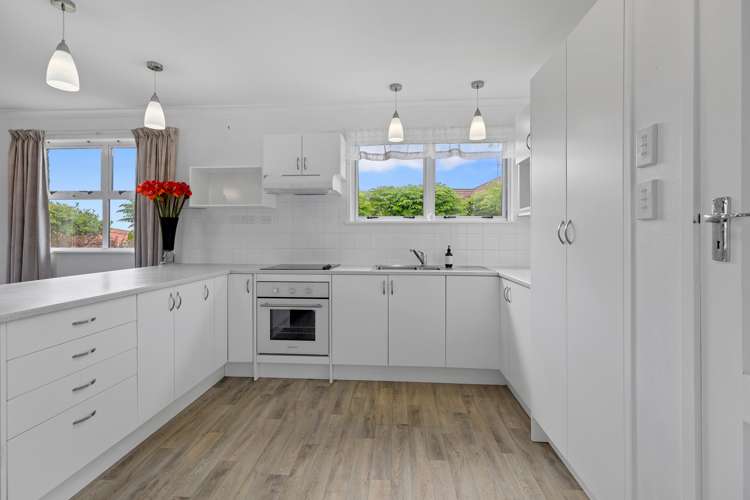 24 Ridge Street Otumoetai_4