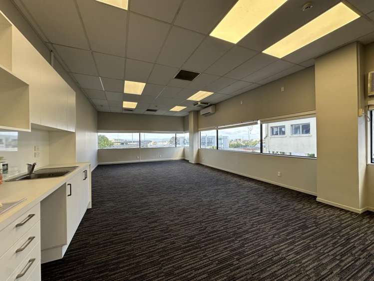 155 New North Road Eden Terrace_2