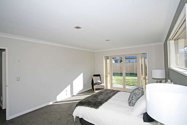 196b Gayhurst Road Dallington_17