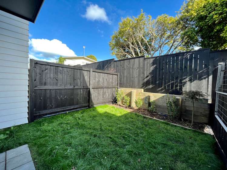 6/8 Valron Road Te Atatu South_7