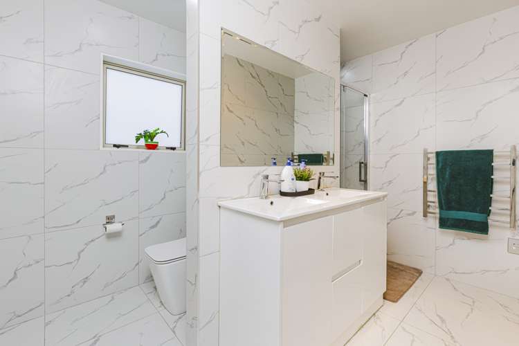 5 Survila Street Takanini_18