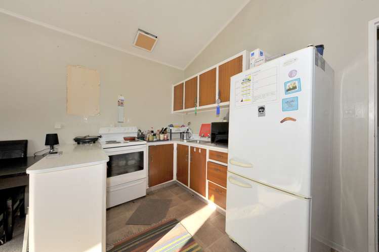 2/61 Landsdowne Terrace Cashmere_8