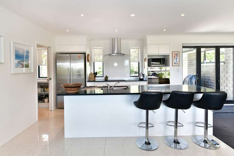 32 Grovenor Drive Orewa_5