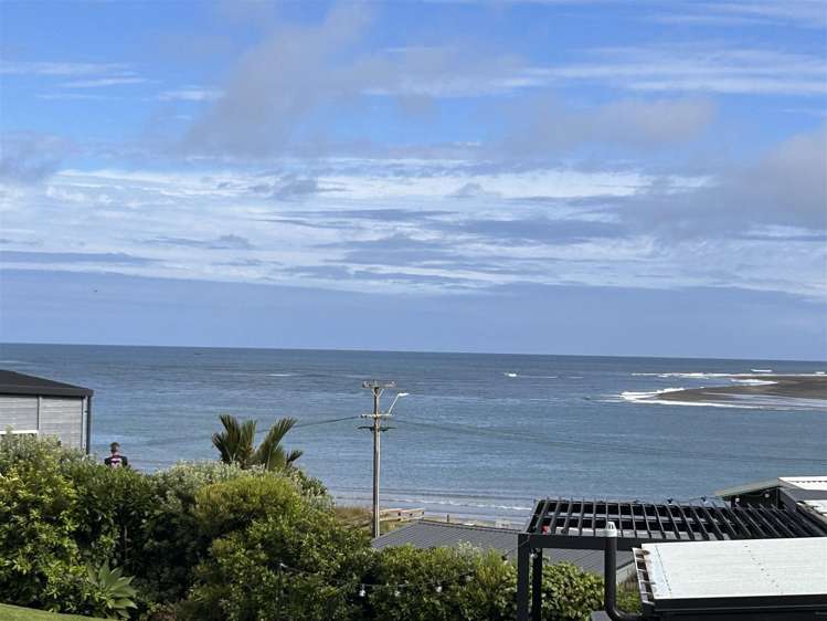 8 Wainamu Road Raglan_0