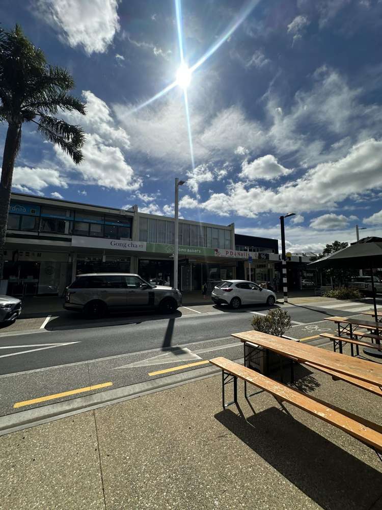 90 Hurstmere Road Takapuna_13