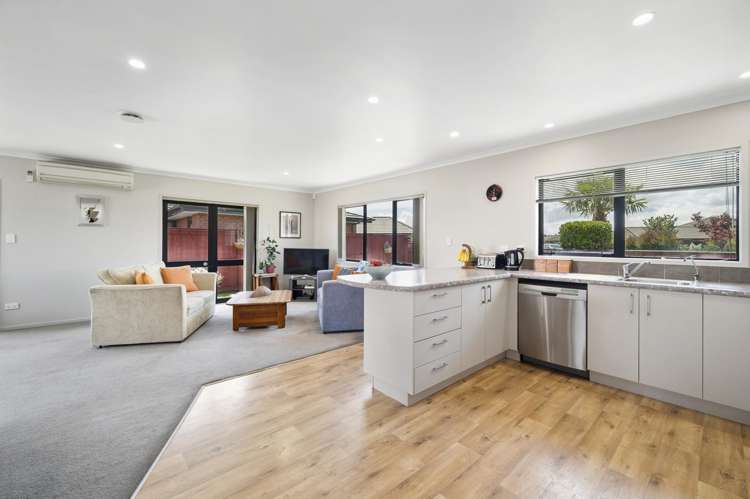 67 Carroll Place Owhata_3