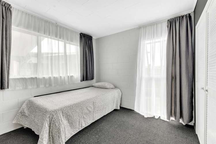 171 Parklands Avenue Bell Block_24