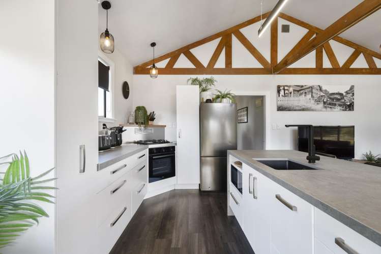 156 Williams Road Tokomaru_15