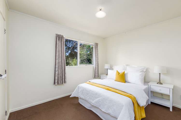 1/9 Selwyn Avenue Glen Eden_11