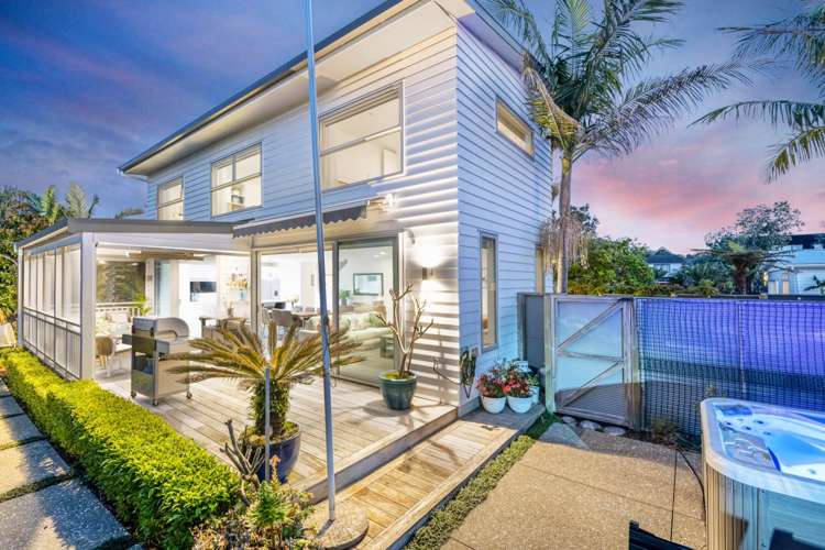 15A Marie Avenue Red Beach_18