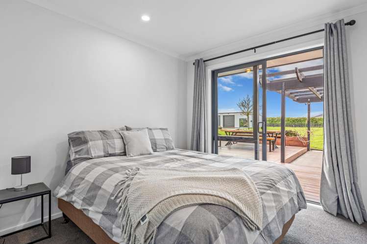 28 Landsborough Drive Darfield_15