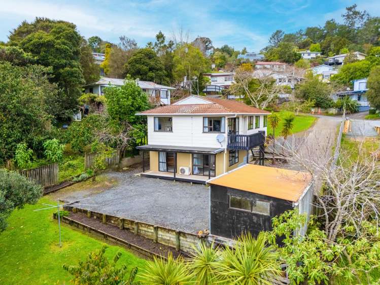 8 Tikorangi Place Morningside_27