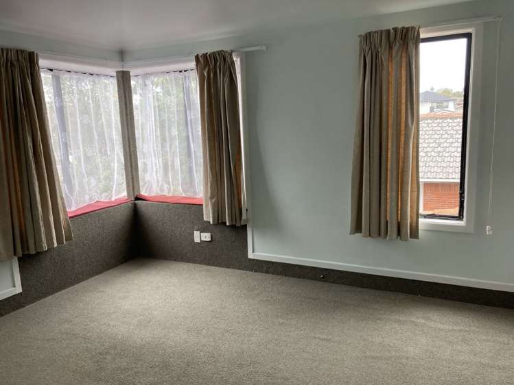 84 Botany Road Botany Downs_14