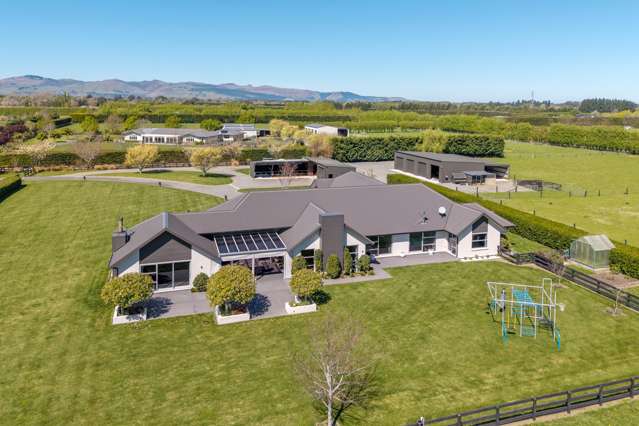 Perfection on 3.8 Hectares in Prebbleton