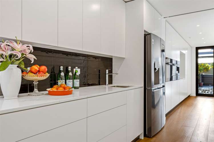 79 Andover Street Merivale_10