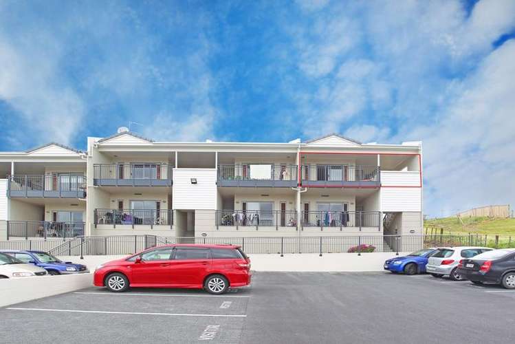 E18/71 Spencer Road Oteha_6