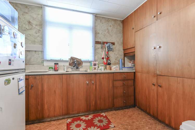 507 Queen Street East Hastings_9