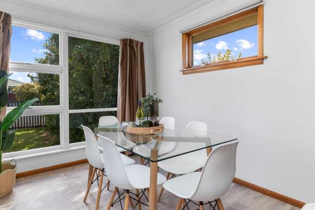 20 Kathleen Crescent Hornby_3