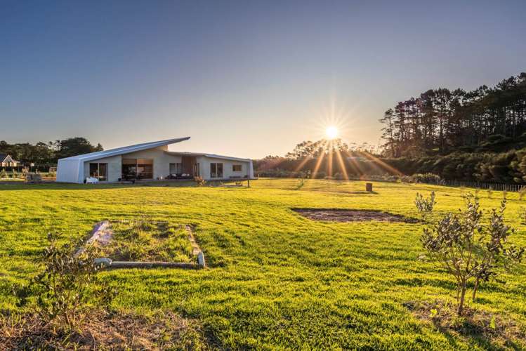 123 Valley Road Waimauku_37