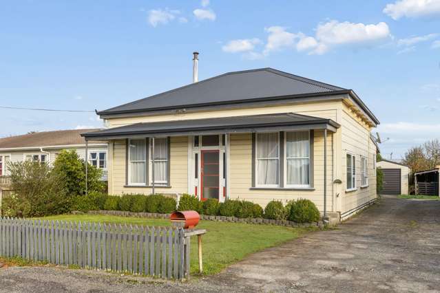 Delightful On Derby - Plenty On Offer