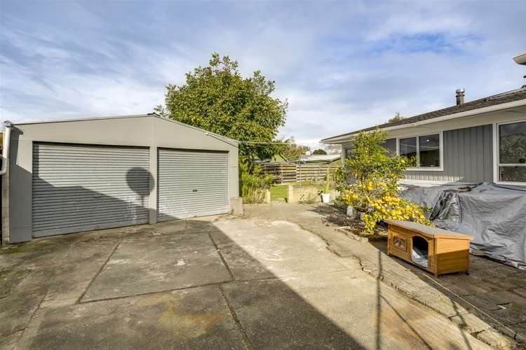 7 Lyttelton Crescent Tamatea_12
