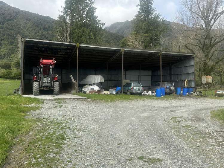 2115 Whataroa Highway Whataroa_7