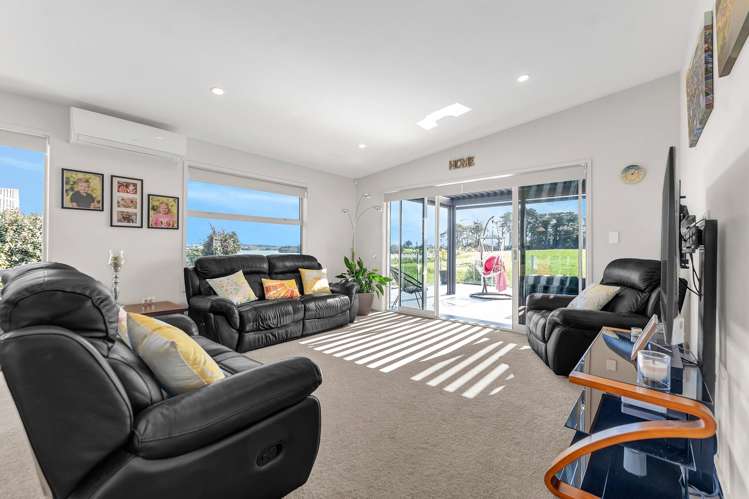 15A Goble Road Clarks Beach_11
