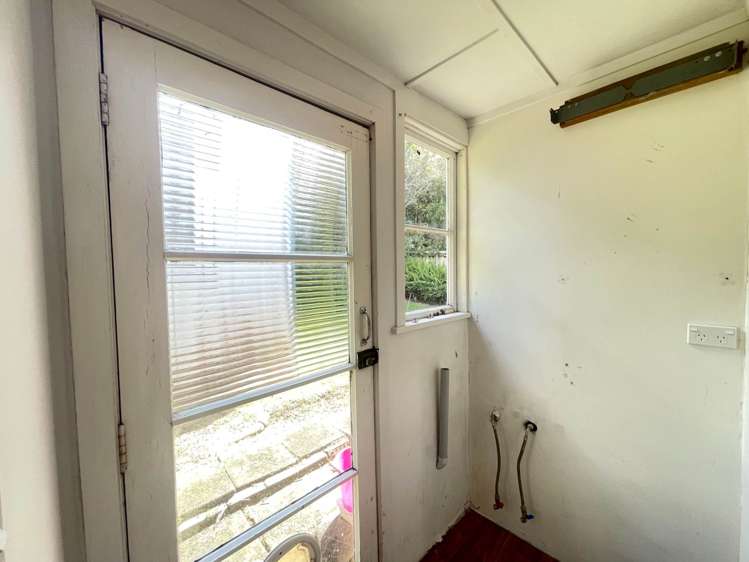 28 Tane Road Laingholm_7