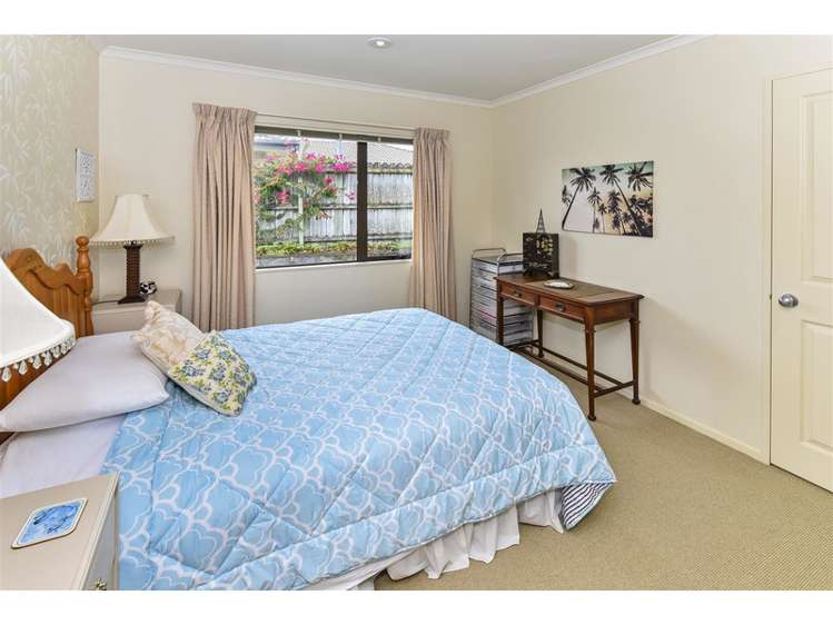 45 Lothian Brae Wattle Downs_14