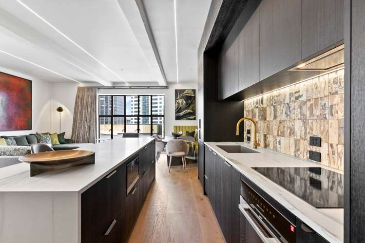 5F/2 Queen Street City Centre_11