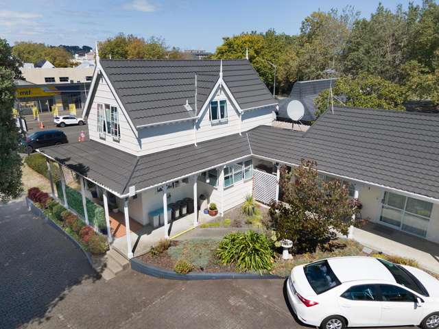 60 Plymouth Street Whanganui Central_2