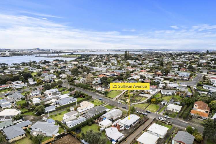 21 Sullivan Avenue Mangere Bridge_18