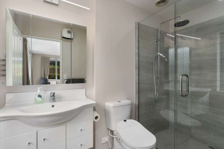 22 Brookwater Avenue Northwood_8