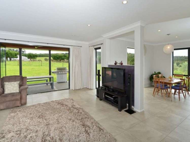 88 Whatitiri Road Maungatapere_6