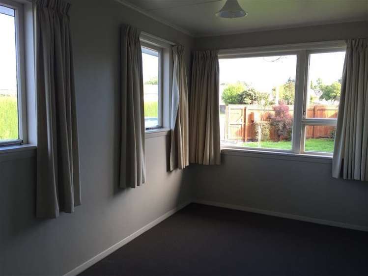 11 Gill Crescent Redwoodtown_9