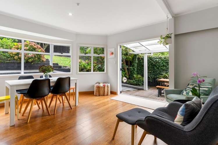 29 Korotaha Terrace Rothesay Bay_11