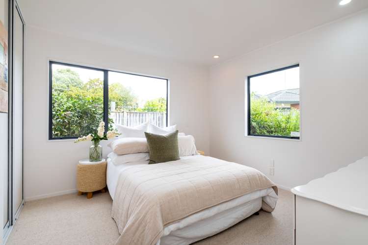 5 Kensington Drive Taradale_11