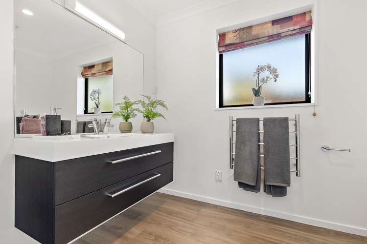 8 Seclusion Lane Parklands_14