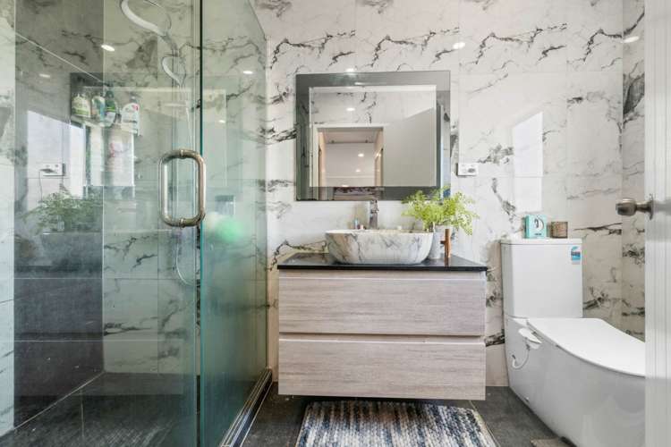 24 Lolim Place Favona_9