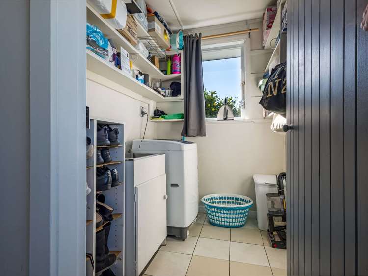 1009 Kauri Street Mahora_17