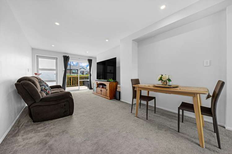 11/11 RAY SMALL DRIVE Papakura_6