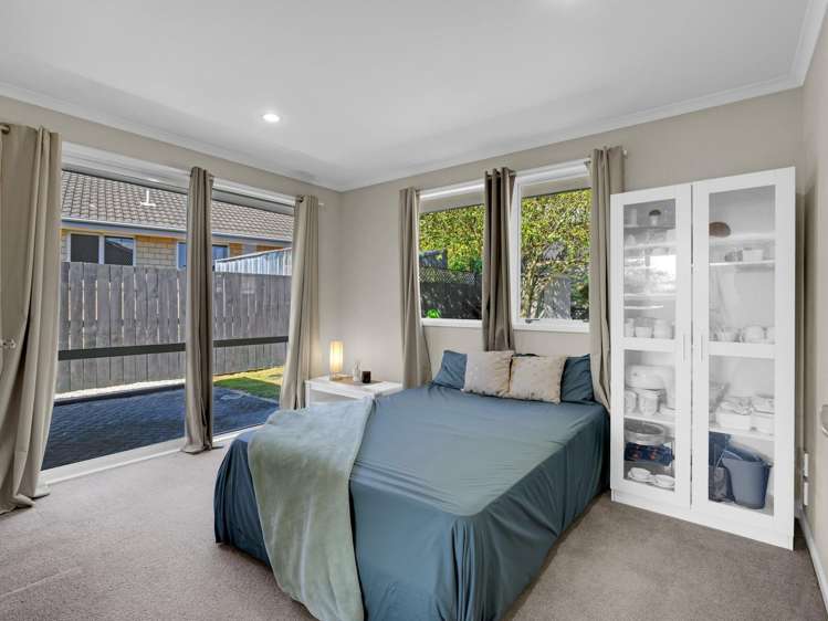 6 Raddington Way Huntington_16