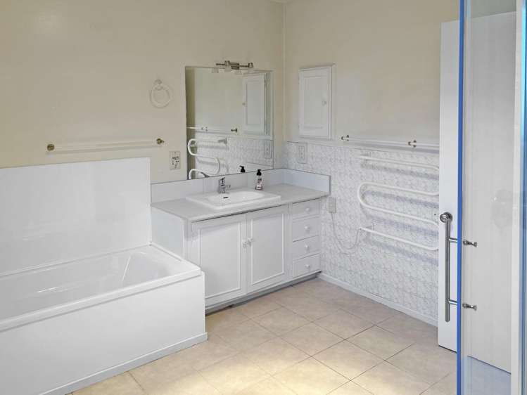 25a Gothic Place 1464_8