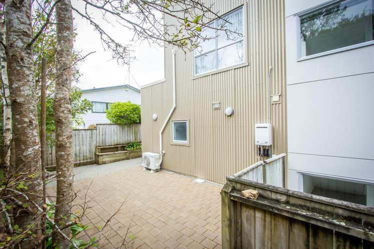 5/12 Agra Crescent Khandallah_15